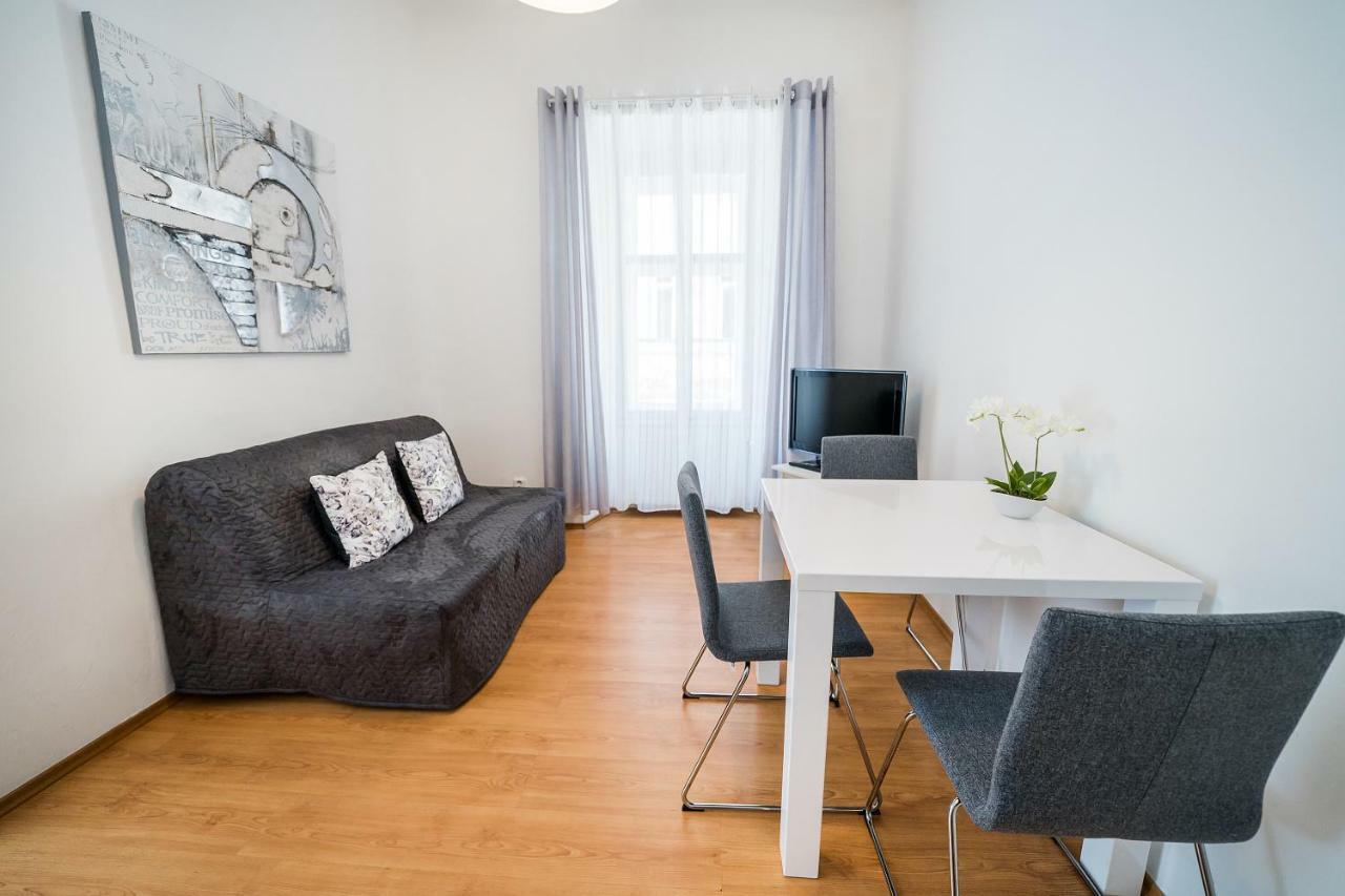 Apartments Pushkin Πράγα Εξωτερικό φωτογραφία