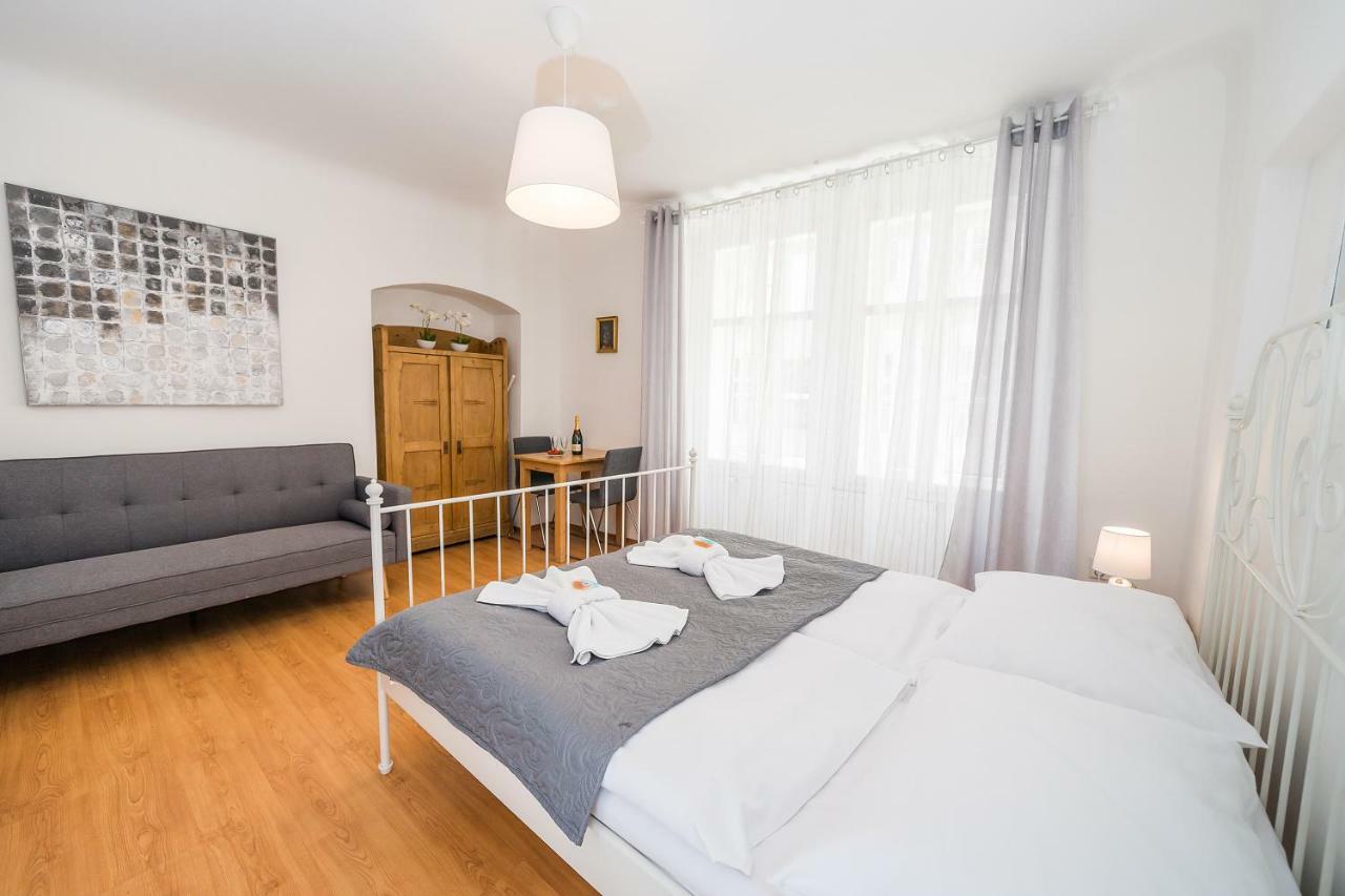 Apartments Pushkin Πράγα Εξωτερικό φωτογραφία